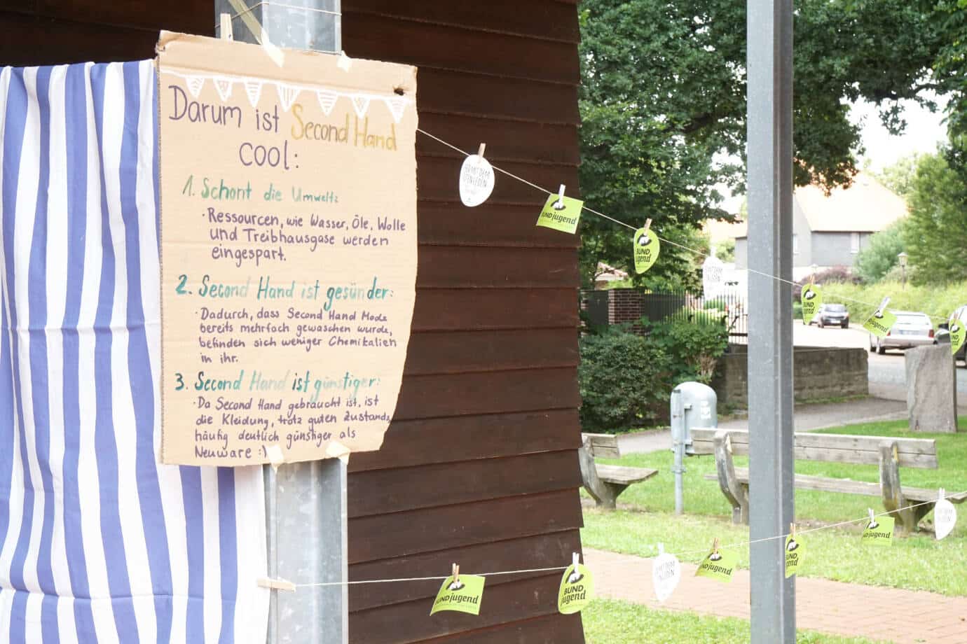 Second-Hand-Poster mit umweltfreundlichen Tipps
